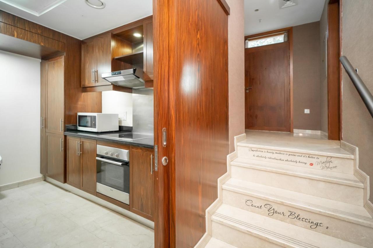 Bellavista - Villa Luxe Resort - 1Br - Burj Residences - Direct Access Dubai Fountain And Mall Luaran gambar